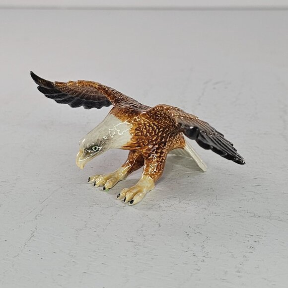 Northern Rose Bald Eagle Miniature Figurine Bird - Picture 3 of 8